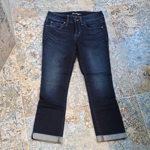 Jeans - Picture 2 of 3